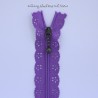 Fermeture Éclair dentelle "fleur" violette
